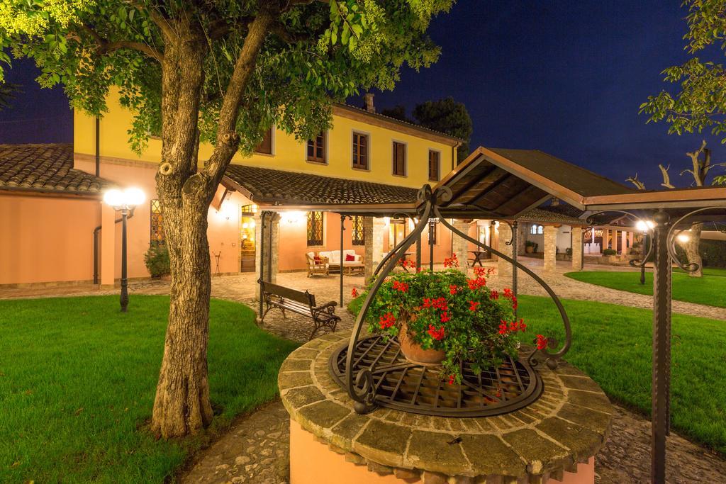 Corte Dei Tini Villa Vomano Buitenkant foto