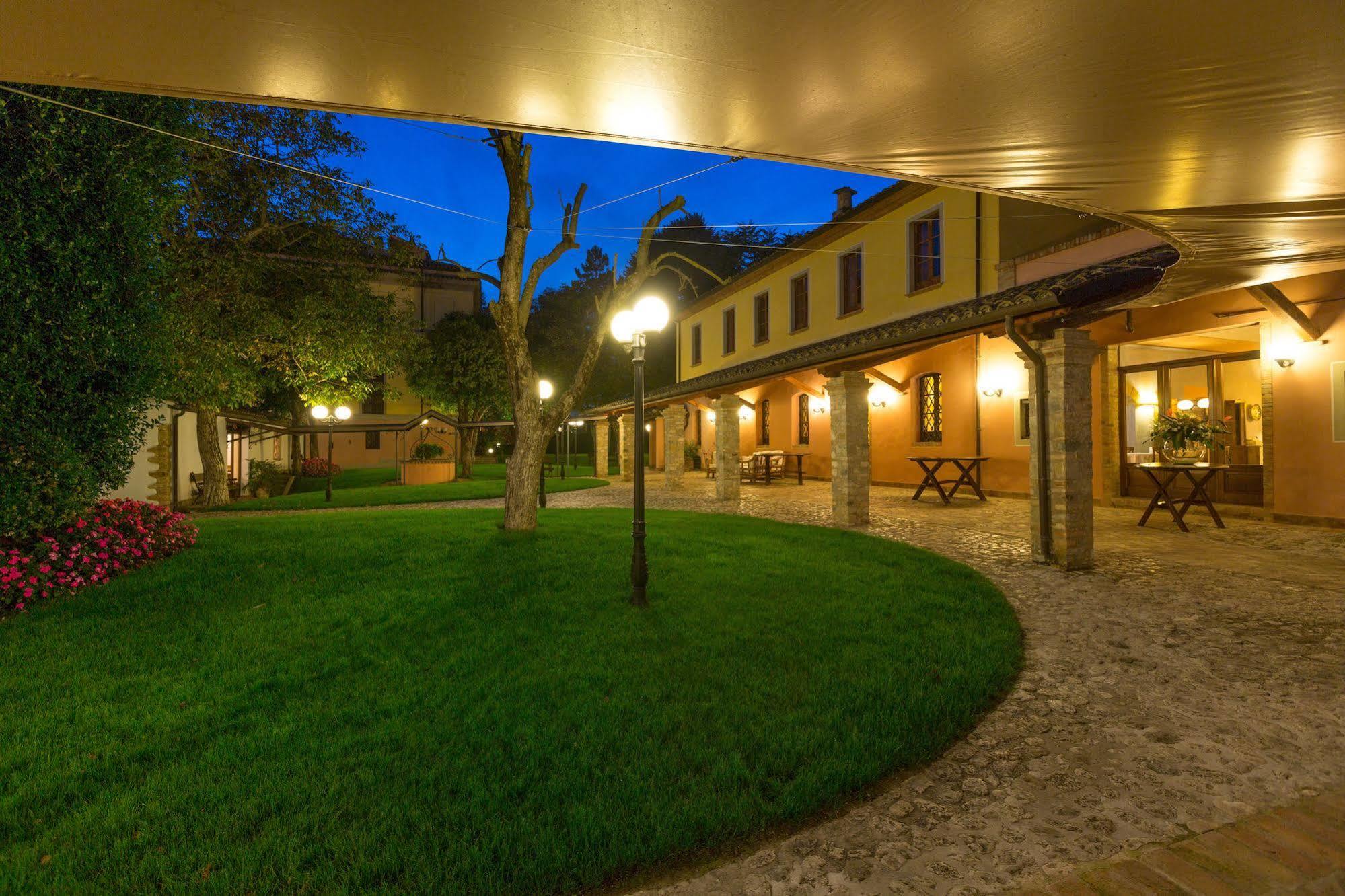 Corte Dei Tini Villa Vomano Buitenkant foto