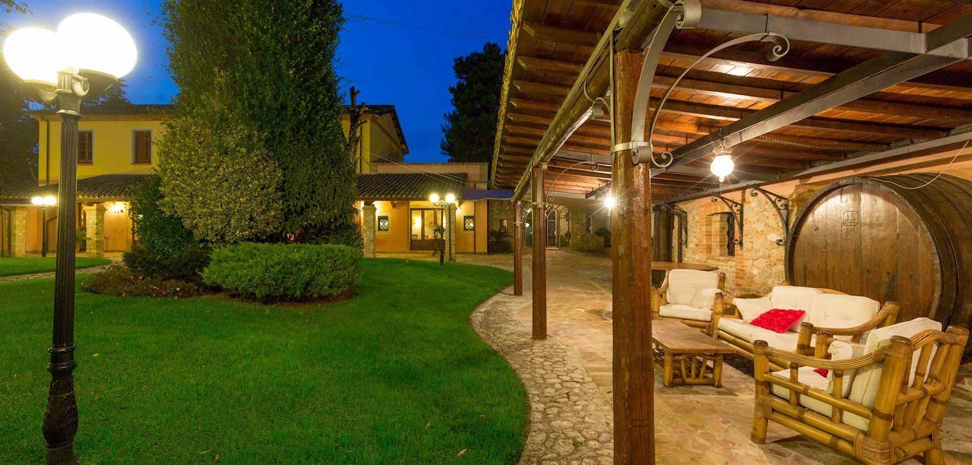 Corte Dei Tini Villa Vomano Buitenkant foto